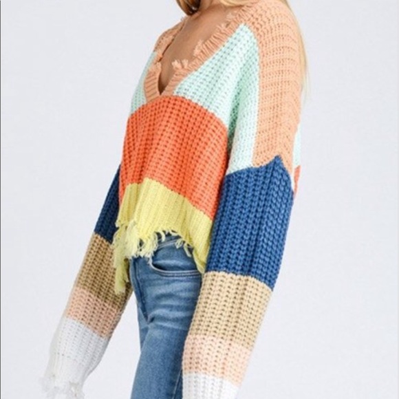 Distressed color block sweater - Picture 3 of 6